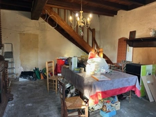 TRÈS JOLIE MAISON DE CARACTÈRE A RÉNOVER ENTIÈREMENT, POSSIBILITÉ 140 M² HABITABLES, ANNEXES ET DÉPENDANCES SUR 8768 M² 