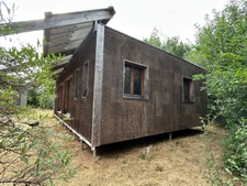 BÂTIMENT OSSATURE BOIS A ACHEVER POUR ACTIVITÉ de BUREAU ou AMÉNAGEABLE EN HABITATION !!