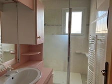 MAISON DE 1967, 4 CHAMBRES, GARAGE ET VERANDA SUR 400M² EN SECTEUR RÉSIDENTIEL