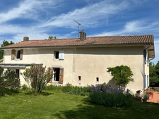 CHARMANT ENSEMBLE IMMOBILIER, 2 LOGEMENTS, 247 m², 7 CHAMBRES et dépendances SUR 4 Ha JOLIMENT ARBORÉS