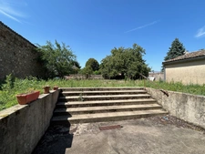 ENSEMBLE IMMOBILIER CENTRE BOURG, POSSIBILITÉS DE 3 LOGEMENTS !!