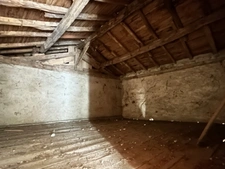 ANCIEN RELAIS DE POSTE, 133 m², 4 CHAMBRES, REMISES, DÉPENDANCES & JARDIN SUR 2920 M²