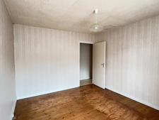 ANCIEN RELAIS DE POSTE, 133 m², 4 CHAMBRES, REMISES, DÉPENDANCES & JARDIN SUR 2920 M²