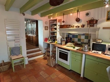 CHARMANTE MAISON RÉNOVÉE AUX ACCENTS MÉRIDIONNAUX, 2 CHAMBRES, JARDIN ET PISCINE