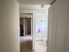 ANCIEN RELAIS DE POSTE, 133 m², 4 CHAMBRES, REMISES, DÉPENDANCES & JARDIN SUR 2920 M²
