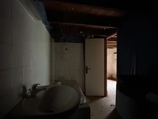 ENSEMBLE DE TROIS BÂTISSES (166, 42 et 36 m²) A RESTAURER ENTIÈREMENT, SUR 1382 M² AU CALME ET SANS VIS A VIS !!