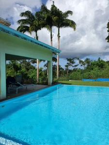 Spacious P6 architect villa with distant sea view with swimming pool on 1200 m² of wooded and enclosed land