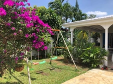 BEAUTIFUL HOUSE + STUDIO AND POOL IN BAIE MAHAULT (971)