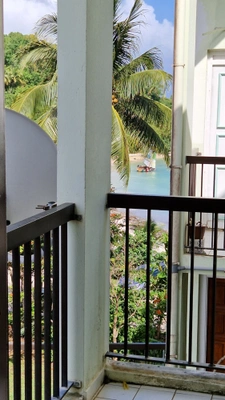 Dpt Guadeloupe (971), for sale LE GOSIER, Bas du Fort, beautiful duplex apartment T3 swimming pool beach on foot and parking