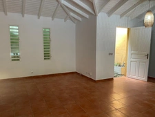 Near town, villa with swimming pool and gazebo in SAINT FRANCOIS (971)