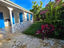 BEAUTIFUL HOUSE + STUDIO AND POOL IN BAIE MAHAULT (971)