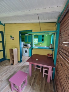 DESHAIES, Villa plage à pied, 2 bungalow, garage et piscine, sur 1 965 m² de terrain arboré