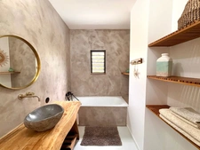 Superbe Villa ultra moderne + 2 dépendances 3 piscines sur 3 243 m² de terrain 