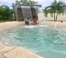 LE HELLEUX, Deux villas et piscines, SAINTE ANNE (971)