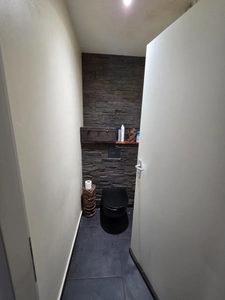 Villa 5 chambres + 2 F2 indépendants sur plus de 2400 m² de terrain