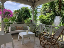 BEAUTIFUL HOUSE + STUDIO AND POOL IN BAIE MAHAULT (971)