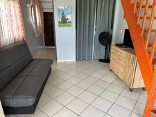 Dpt Guadeloupe (971), for sale LE GOSIER, Bas du Fort, beautiful duplex apartment T3 swimming pool beach on foot and parking