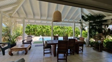Charming recent P4 house with swimming pool on 1100 m² of land  