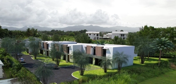 PLAISANCE 8 VILLAS NEUVES P5 110 M² AVEC PISCINE JARDIN PRIVATIF ET PARKINGS