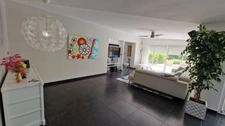 Moudong Sud magnifique villa de standing avec piscine sur 760 m² de terrain
