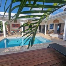 Superb, cozy villa near the beaches of Saint-François (971)