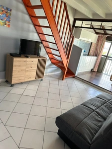 Dpt Guadeloupe (971), for sale LE GOSIER, Bas du Fort, beautiful duplex apartment T3 swimming pool beach on foot and parking