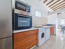 Commercial premises with unobstructed views of the countryside, pretty house located in Mare Gaillard, LE GOSIER (971)