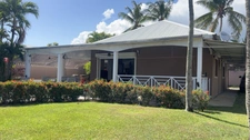 A CONVENIENCE UNOBSTRUCTED VIEW Villa with swimming pool and garage