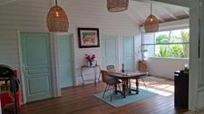 Charming recent P4 house with swimming pool on 1100 m² of land  