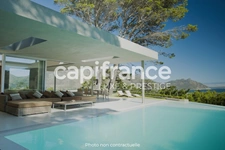 VILLA EXCEPTIONNELLE VUE MER PLAGE PRIVEE 6 MASTERS + MAISON DE GARDIEN ET GARAGE 15 000 M² DE TERRAIN