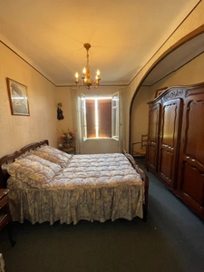 Maison à vendre 8 pièces ALES + grand garage  (30)