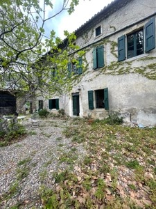 MAISON  MAS  AUTENTHIQUE sur  plus de 5 hectares