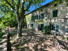 MAISON  MAS  AUTENTHIQUE sur  plus de 5 hectares