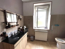 Maison à vendre 10 pièces BATIE SUR GRAND TERRAIN   (30)