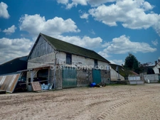 corps de ferme proche de BRAY SUR SEINE (77)
