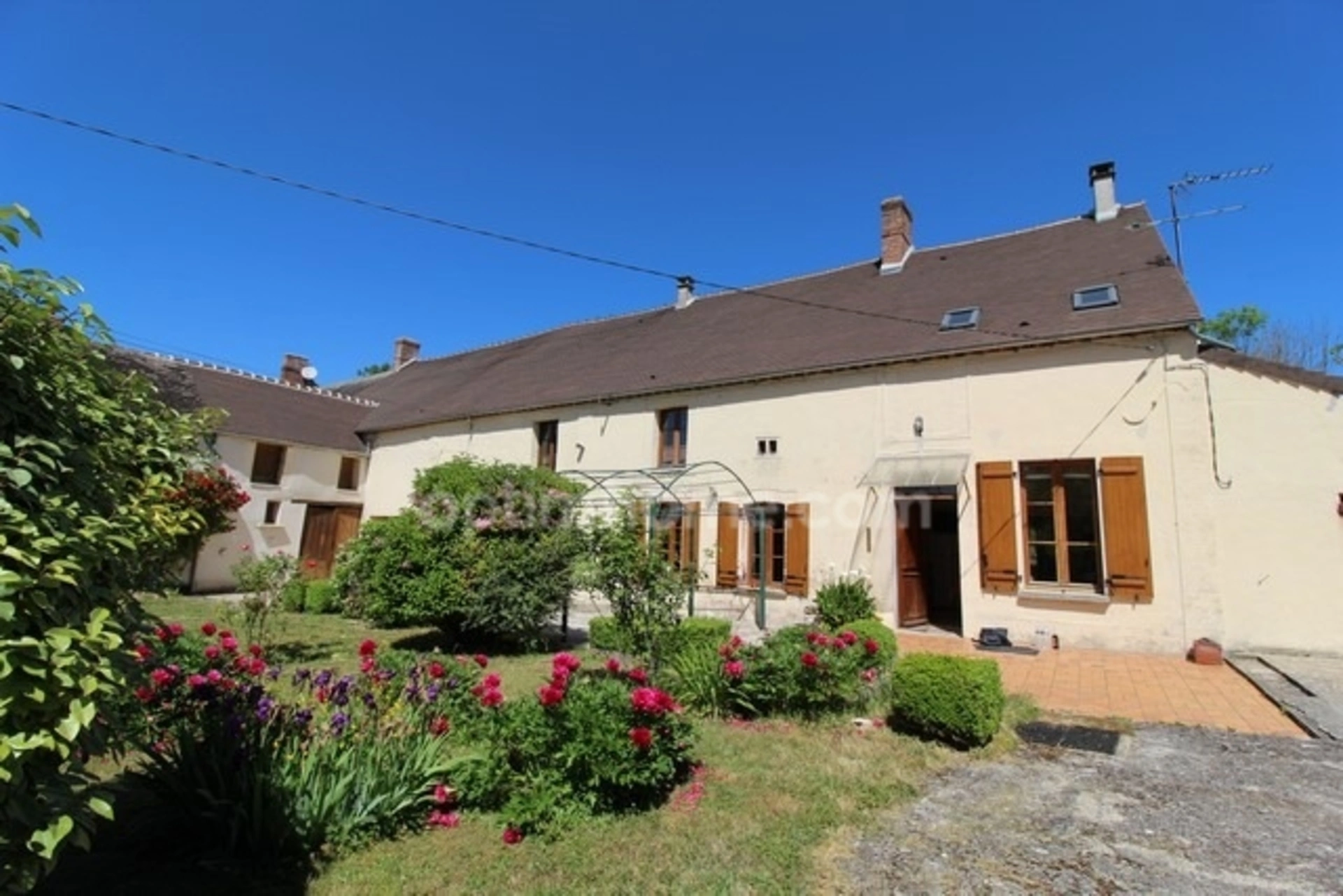 Maison 6 pièces 180 m² · à Longueville · 180 m² · 265 000 €