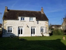 Maison rénovée en L avec grange. DONNEMARIE DONTILLY (77)