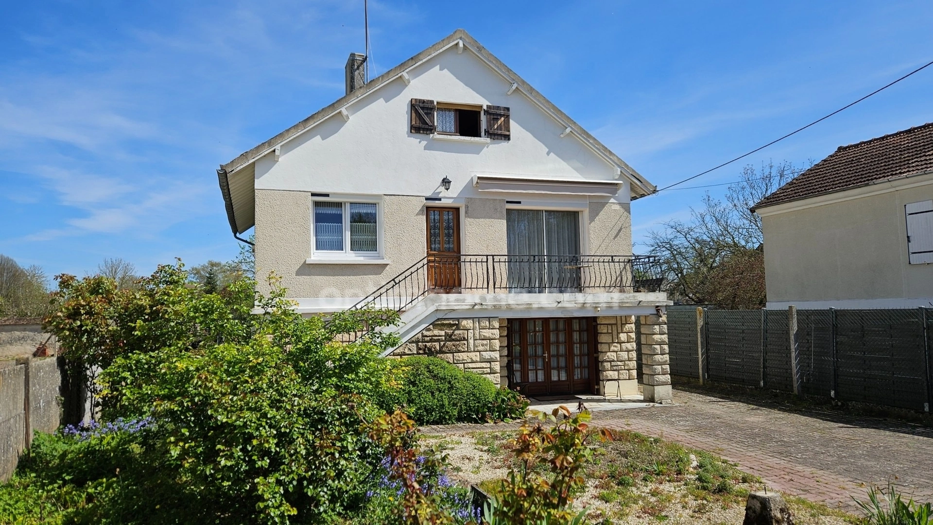 Maison 5 pièces 122 m² · à Donnemarie Dontilly · 122 m² · 186 000 €