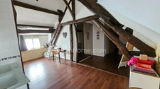 Maison rénovée en L avec grange. DONNEMARIE DONTILLY (77)