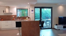 Appartement 3 pièces de plain pied avec terrasse , jardin, garage, parking - Dpe C