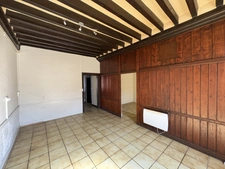 SOUESMES, Ensemble immobilier de 3 appartements/maison avec terrain constructible de 480 m2 en annexe