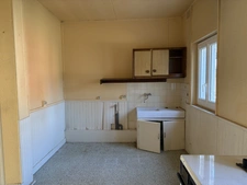 SOUESMES, Ensemble immobilier de 3 appartements/maison avec terrain constructible de 480 m2 en annexe