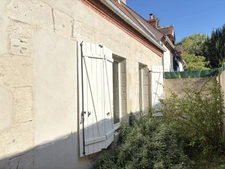 SAINT JEAN DE BRAYE, LONGERE EN PIERRE intégralement rénovée en 2017 proche combleux
