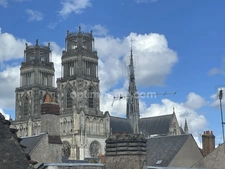 HYPER Centre, belle opportunité pour cet appartement de 100m2 en duplex à finir d'aménager