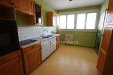 ORLEANS, Secteur BLOSSIERES, Vaste appartement 3 chambres de 94m2 à rafraichir