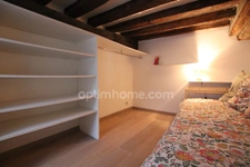 ORLEANS ST MARCEAU, proche centre ville d'Orléans, Vaste appartement T2 Bis de charme en excellent état 