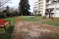 ORLEANS secteur Beaumont-Vauquois, appartement de trois chambres avec grand balcon en résidence sécurisée