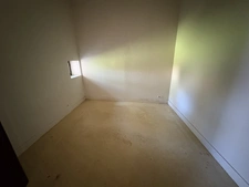 SOUESMES, Ensemble immobilier de 3 appartements/maison avec terrain constructible de 480 m2 en annexe