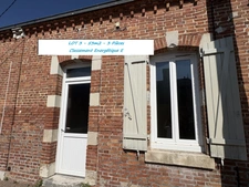 SOUESMES, Ensemble immobilier de 3 appartements/maison avec terrain constructible de 480 m2 en annexe