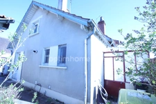 SALBRIS, proche centre ville dans rue calme, maison de deux chambres avec jardin et garage